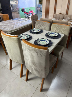 Mesa Sentra com 4 Cadeiras Bom Pastor